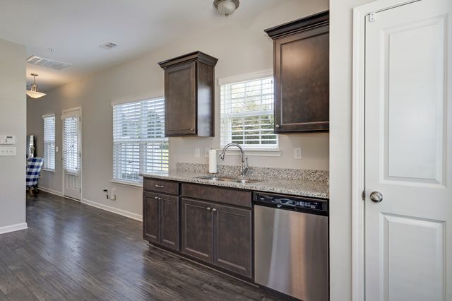 101 Dursley Ln, Spring Hill, TN 37174