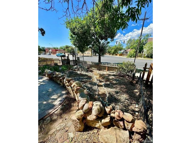 910 W Colorado Ave, Colorado Springs, CO 80905
