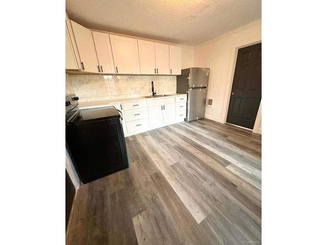 910 W Colorado Ave, Colorado Springs, CO 80905