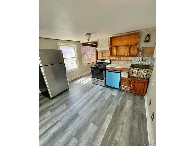 910 W Colorado Ave, Colorado Springs, CO 80905