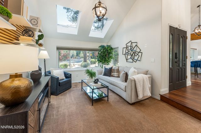 525 Piney Creek Road, Reno, NV 89511