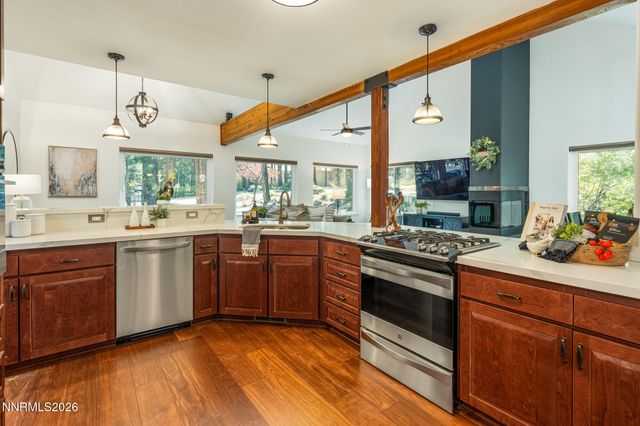 525 Piney Creek Road, Reno, NV 89511