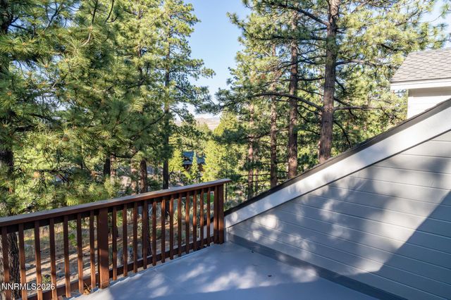 525 Piney Creek Road, Reno, NV 89511