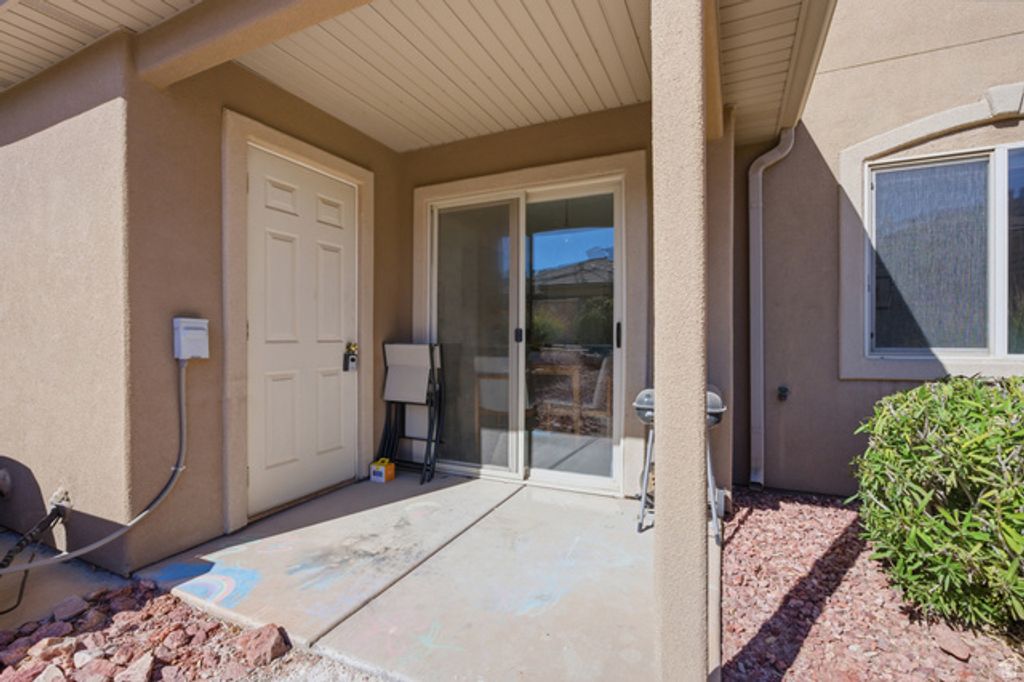 Image 23 of property listing at 3155 S HIDDEN VALLEY DR #192, St. George, UT 84790