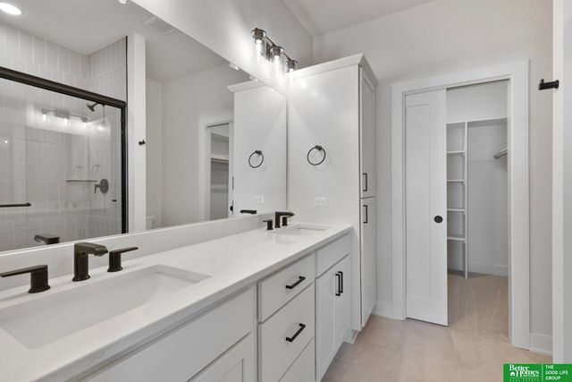 8612 Reed Street, Papillion, NE 68046