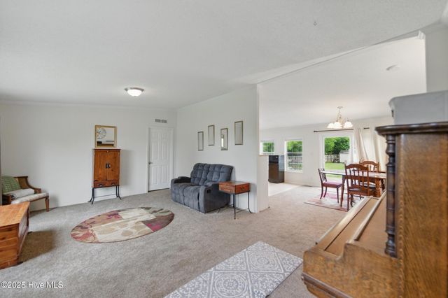 138 Swains Lane, Barco, NC 27917