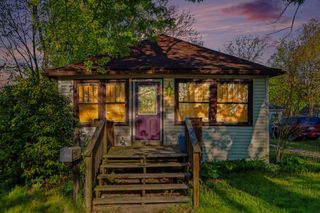 521 Gayle Avenue, Kalamazoo Twp, MI 49048