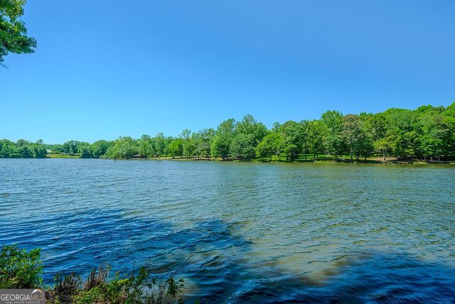 838 Buford Carey Road, Hull, GA 30646