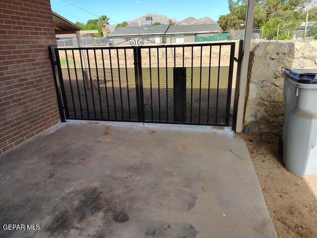 9523 CHARLESTON Street, El Paso, TX 79924