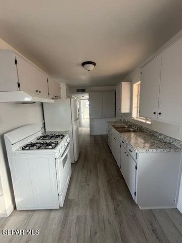 9523 CHARLESTON Street, El Paso, TX 79924