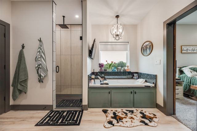 9924 NW County Road 2221, Barry, TX 75102
