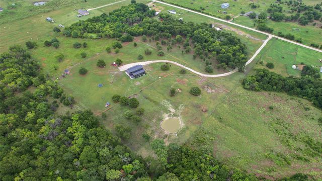 9924 NW County Road 2221, Barry, TX 75102
