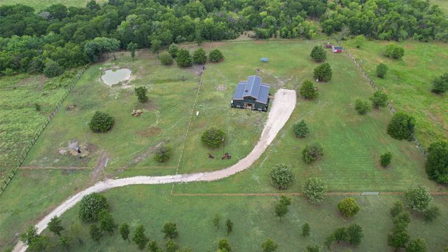 9924 NW County Road 2221, Barry, TX 75102