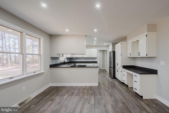 5 CROSSLEY DR, Dover, DE 19901