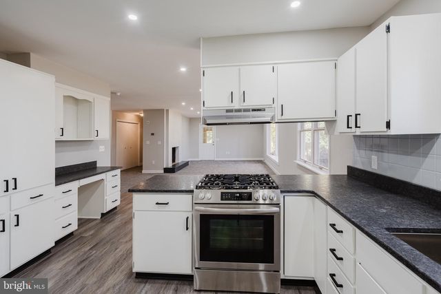 5 CROSSLEY DR, Dover, DE 19901