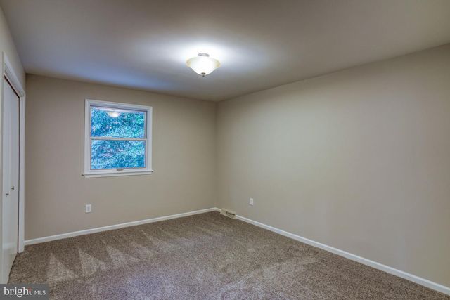 5 CROSSLEY DR, Dover, DE 19901