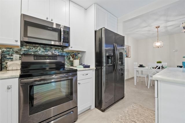 1340 NE 28TH Avenue 242, Pompano Beach, FL 33062