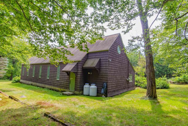 948 Gardner Hill Road, Tamworth, NH 03886