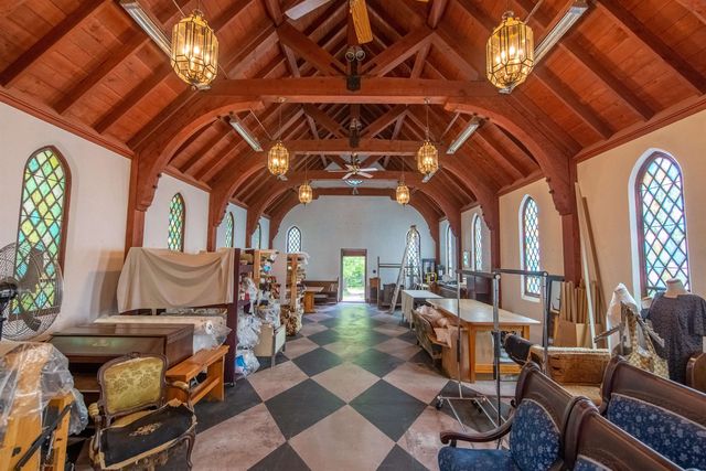 948 Gardner Hill Road, Tamworth, NH 03886
