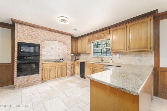 5478 RIVER TRAIL Road N, Jacksonville, FL 32277