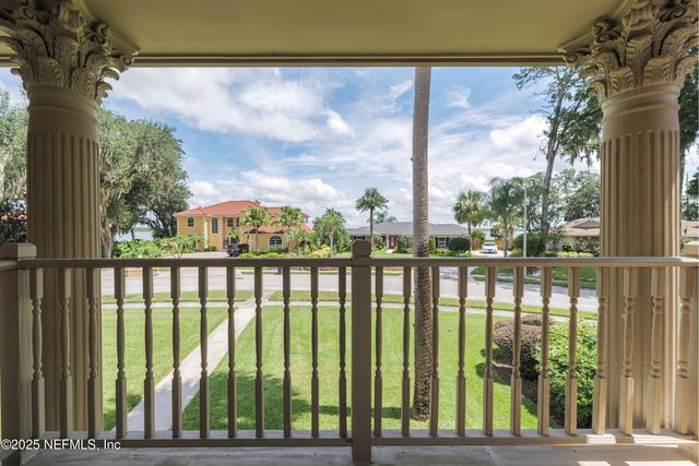 5478 RIVER TRAIL Road N, Jacksonville, FL 32277