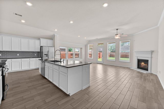 4331 Tawny Timber Drive, Spring, TX 77386