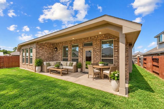 4331 Tawny Timber Drive, Spring, TX 77386