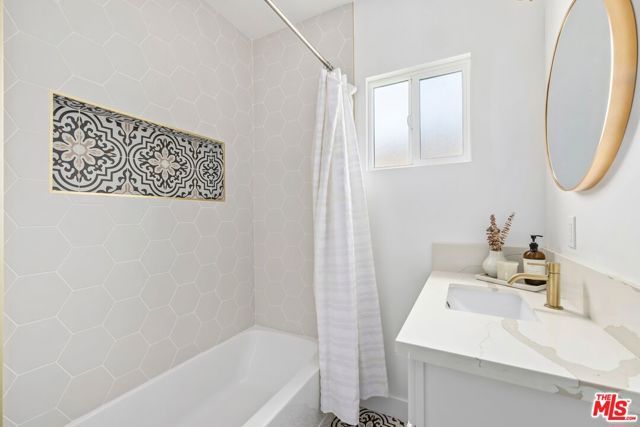 2311 W 78th Place, Inglewood, CA 90305