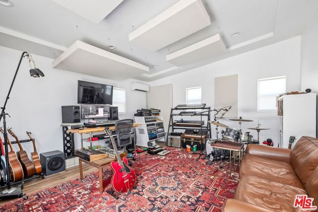 2311 W 78th Place, Inglewood, CA 90305