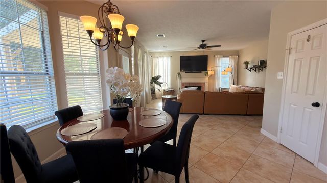 2212 Palm Lagoon Drive, League City, TX 77573