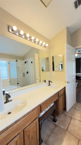 2212 Palm Lagoon Drive, League City, TX 77573