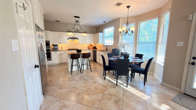 2212 Palm Lagoon Drive, League City, TX 77573