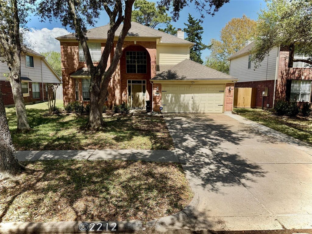 2212 Palm Lagoon Drive, League City, TX 77573