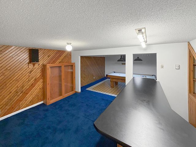 2208 5th Avenue SE, Willmar, MN 56201