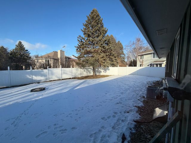 2208 5th Avenue SE, Willmar, MN 56201