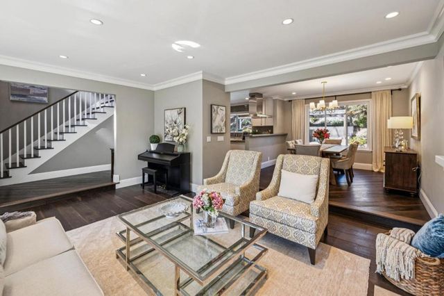 21685 Regnart Road, Cupertino, CA 95014