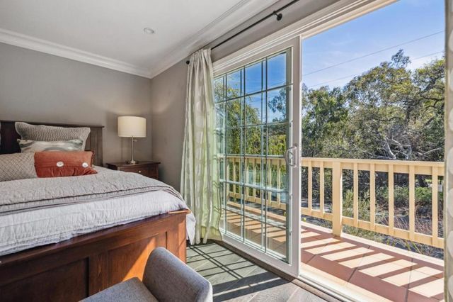 21685 Regnart Road, Cupertino, CA 95014