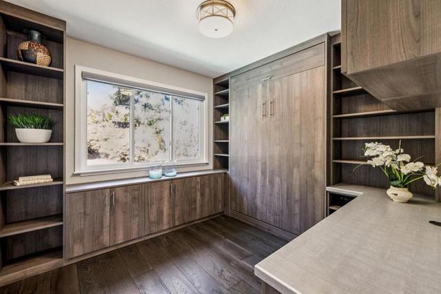 21685 Regnart Road, Cupertino, CA 95014