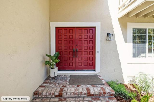 21685 Regnart Road, Cupertino, CA 95014