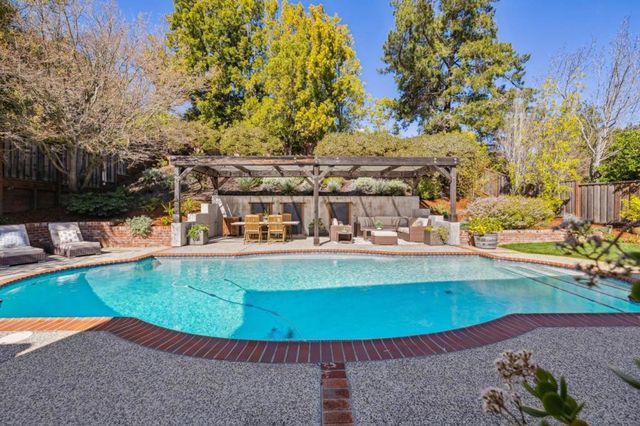 21685 Regnart Road, Cupertino, CA 95014