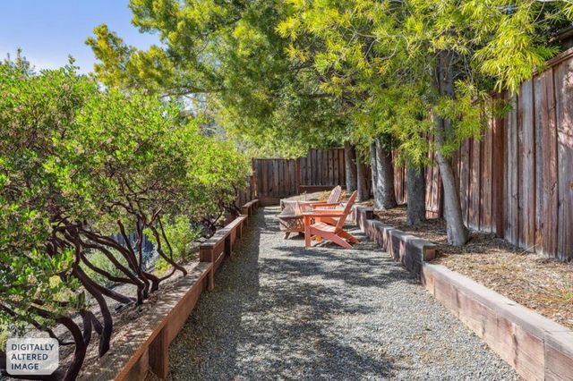 21685 Regnart Road, Cupertino, CA 95014