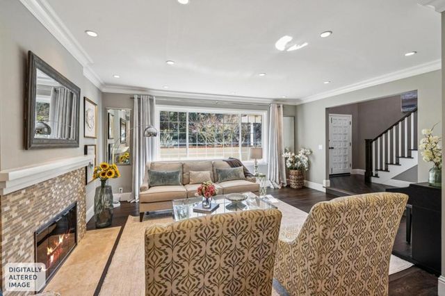 21685 Regnart Road, Cupertino, CA 95014