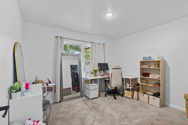 434 W Phillips Court, Grand Prairie, TX 75051