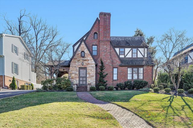 3232 Allendale ST, Roanoke, VA 24014