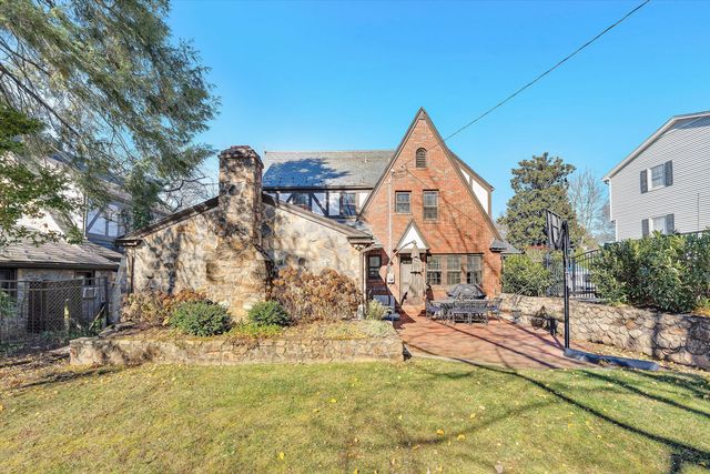 3232 Allendale ST, Roanoke, VA 24014