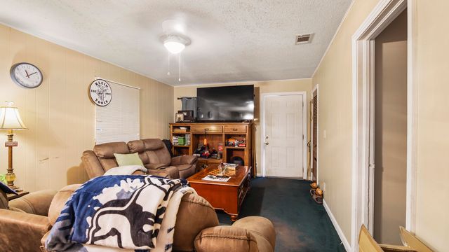 135 Aero Drive, Defuniak Springs, FL 32433