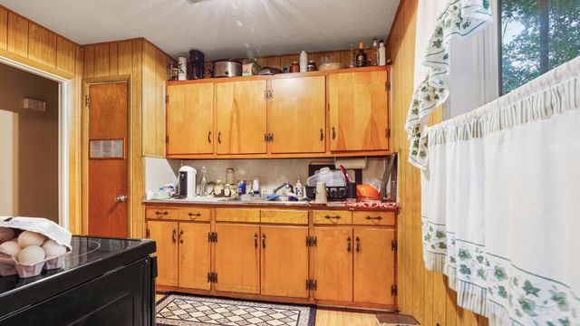 135 Aero Drive, Defuniak Springs, FL 32433