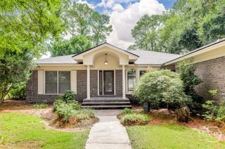 24 Twelve Oaks Drive, Savannah, GA 31410