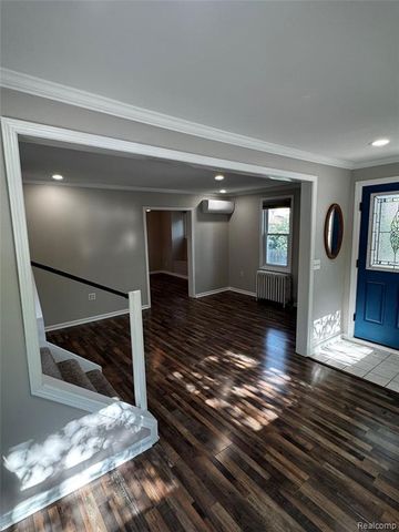 918 N Washington Avenue, Royal Oak, MI 48067