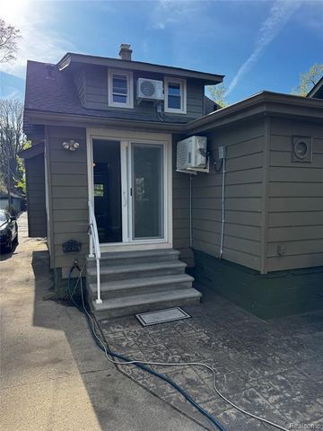 918 N Washington Avenue, Royal Oak, MI 48067